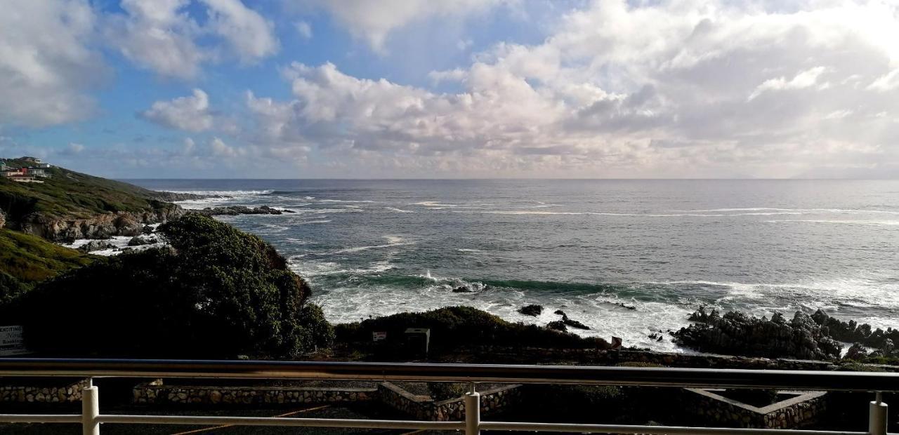 Whale Cove A103 Apartment De Kelders Bagian luar foto