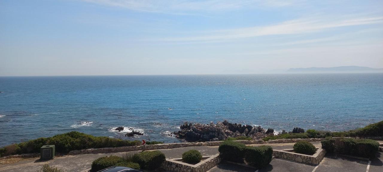 Whale Cove A103 Apartment De Kelders Bagian luar foto